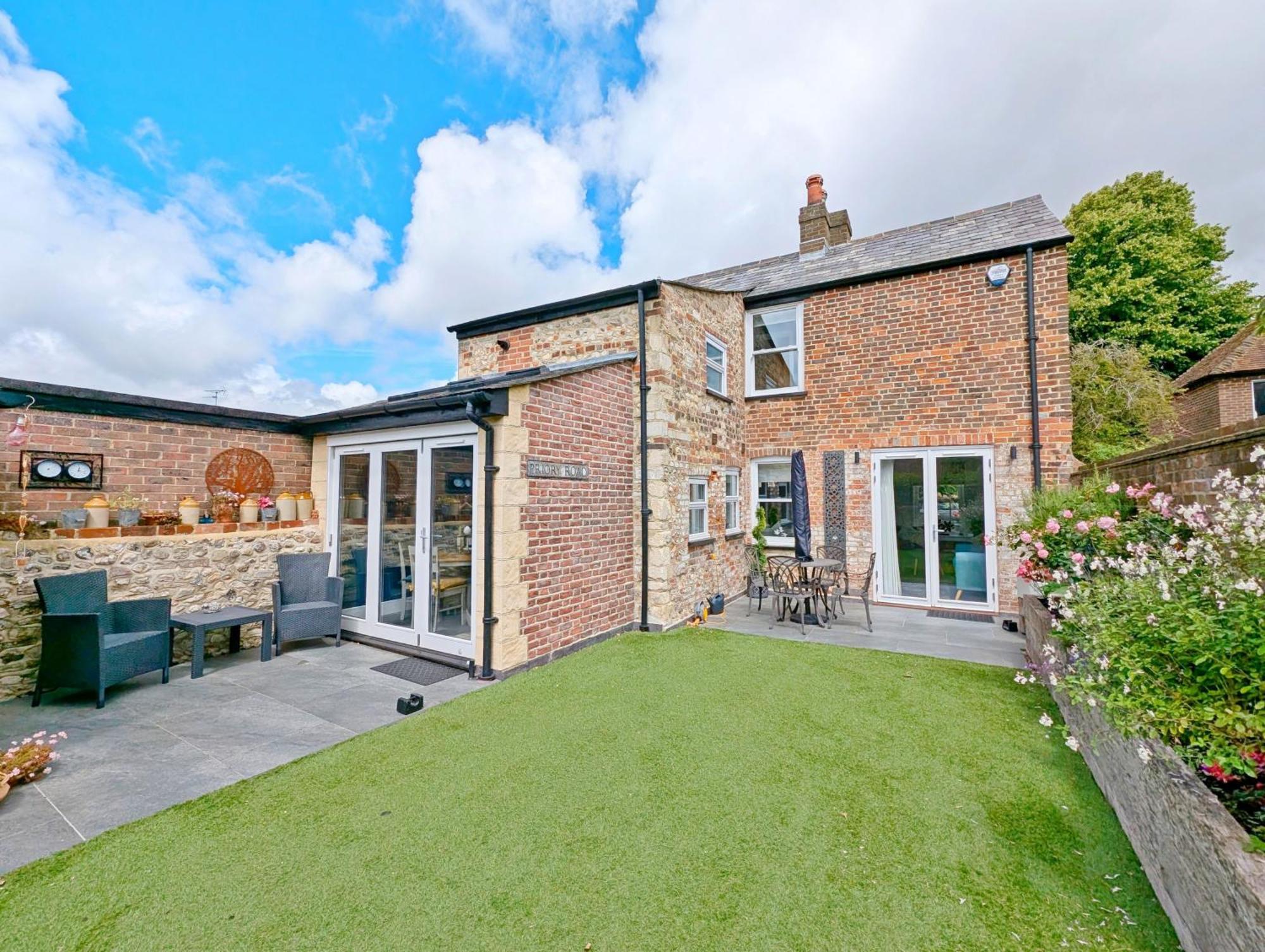 Four Priory Road, Chichester Exterior photo